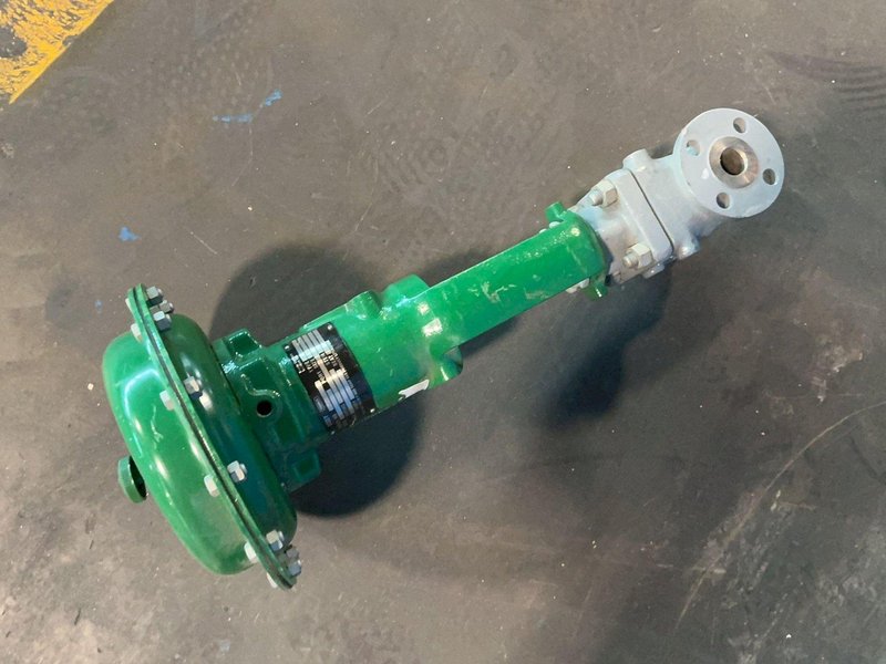 FISHER CONTROLS CL 150/290 psi VALVE WITH ACTUATOR  -  EZ