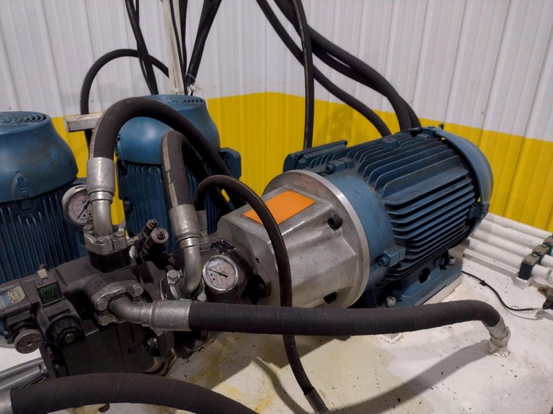 200 TON AMD 4-POST TIE-ROD FRAME HEAVY DUTY HYDRAULIC PRESS &amp; MULTI-PRESSURE HYDRAULIC UNIT: STOCK #19452