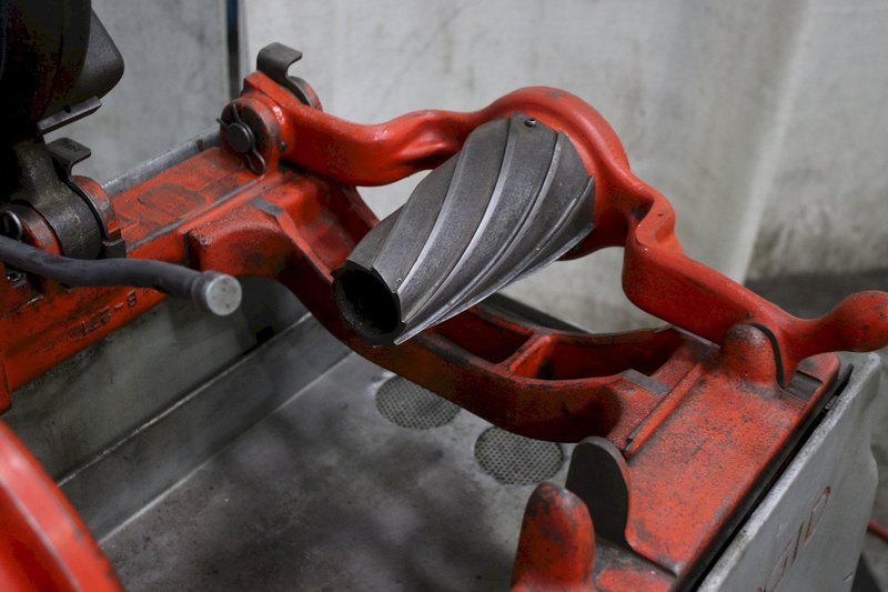 4&quot; RIDGID MODEL #444 PIPE &amp; BOLT THREADER: STOCK 76018