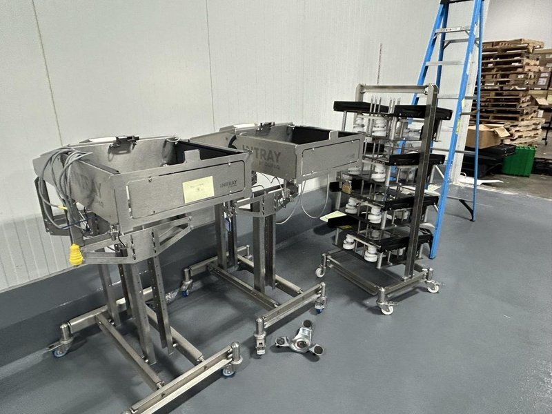 (4) INTRAY / QUPAQ Smart Stand Servo Automatic Tray Denesters, 2024 – w/ (2) Tool Trolleys