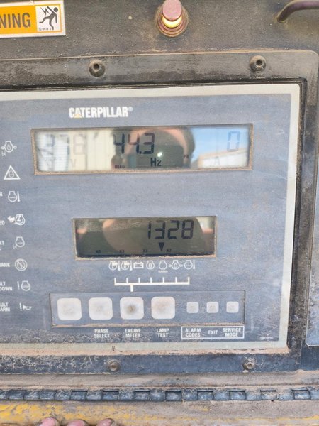 Cat XQ350 400 kVA Mobile Generator, 2001