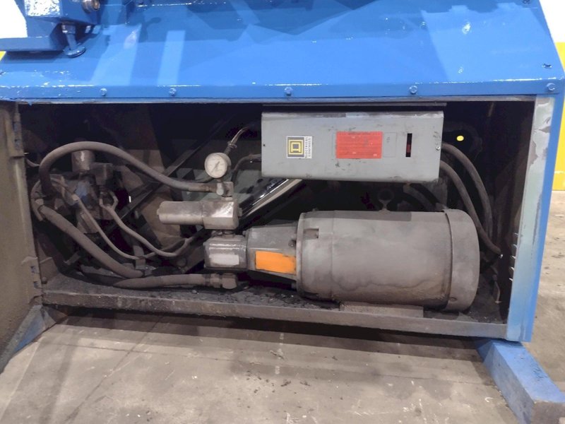 50 TON PIRANHA MODEL #P50 HYDRAULIC IRONWORKER: STOCK #23214