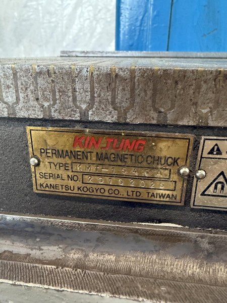 6" X 18" PARKER MAJESTIC NO. 2 HANDFEED SURFACE GRINDER w/ KIN JUNG " PERMANENT MAGNETIC CHUCK. STOCK #0310323.