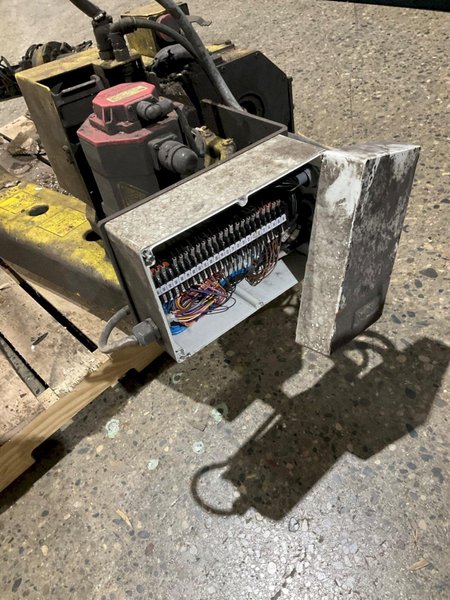 FANUC M-20IA/20T ROBOT W R-30IB CONTROLLER USED