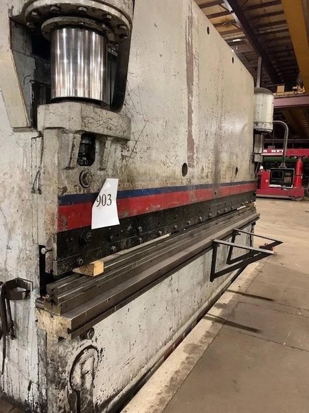 400 Ton x 16′ Pacific K400-16 Press Brake, 1985