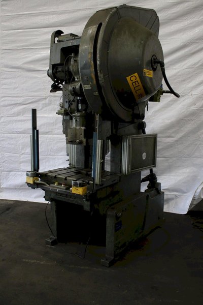 60 TON BLISS OBI FLYWHEEL SINGLE CRANK PRESS: STOCK #75543