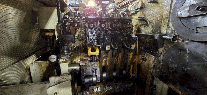 10mm Jern Yao – JBF-13B4S 4D4B Boltformer