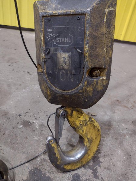 5 TON STAHL MODEL ST50 POWERED CHAIN HOIST. STOCK # 0848923