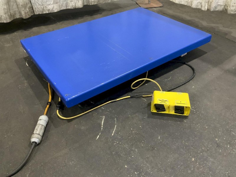 3000 LB BISHAMON MODEL L3K-TT HYDRAULIC SCISSOR LIFT TABLE STOCK #81317