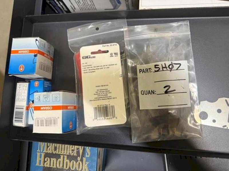 STARRETT MODEL HB-400 OPTICAL COMPARATOR