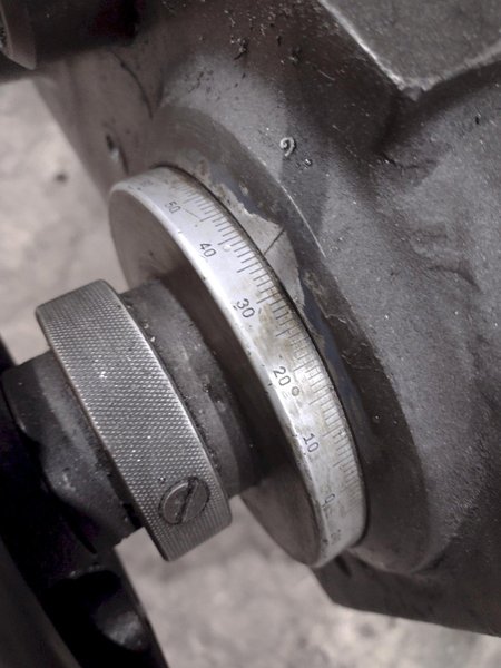 CINCINNATI NO. 4 VERTICAL MILLING MACHINE: YOBRO #24460