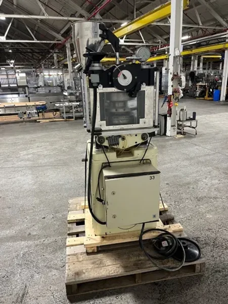 MANESTY 16 STATIONS 16 STATION BETAPRESS TABLET PRESS