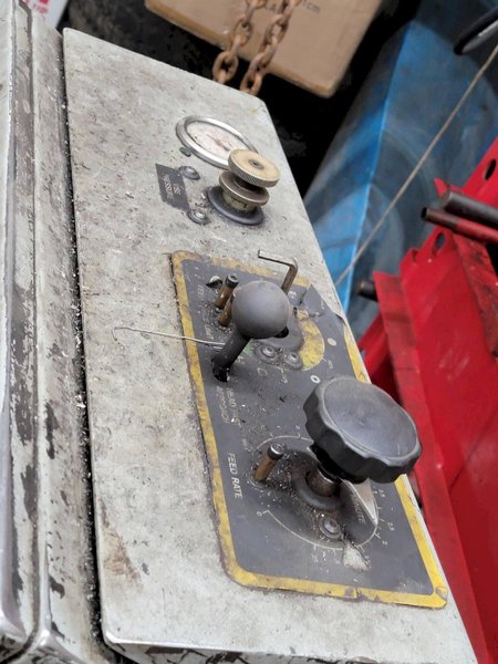 2008 Hyd-Mech V-18 Series II Vertical Bandsaw (#5429)