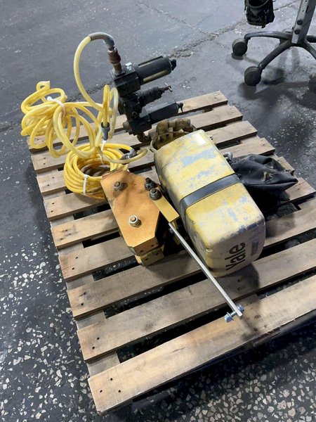 YALE 1/2 TON HOIST  -  KAL-1/2-10LG25S1SR
