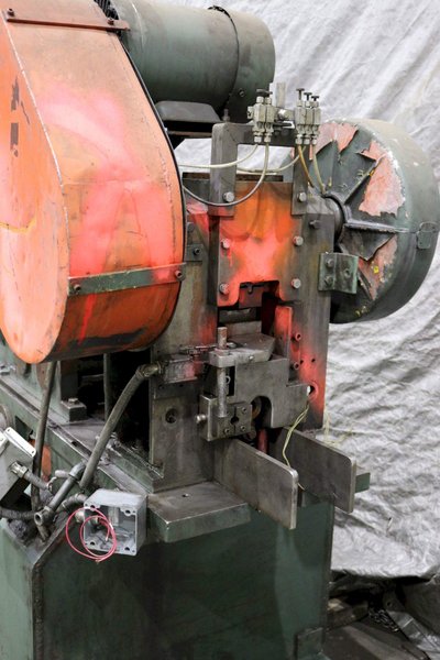 TAKASHIMA WIRE STRAIGHTENER AND CUTOFF: STOCK #72481