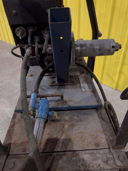 200 AMP MILLER MODEL #CP-200 WELDER WITH WIRE FEED: STOCK #20766