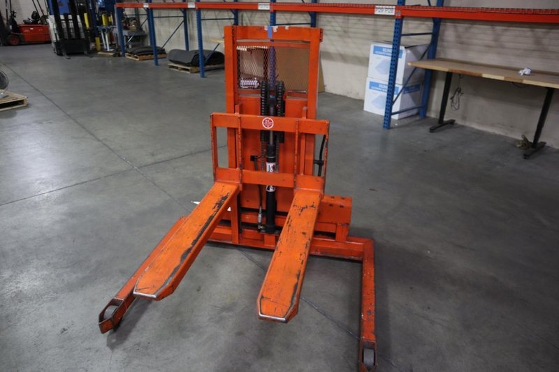 Presto WPS5036-20 Electric Stacker Lift Truck, 2,000# Cap, 36&quot; Lift Height, 42&quot; Forks, 50&quot; Between Outriggers, 12 Volt Battery and Charger- Auction Item