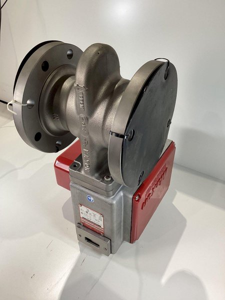 Honeywell Maxon 400CMA22-BC52-BB21B0 Gas ElectroMechanical Shut-Off USED