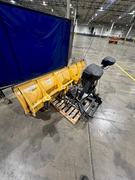 STORM GUARD 8″-10″ EXPANDABLE XLS WINGED PLOW USED