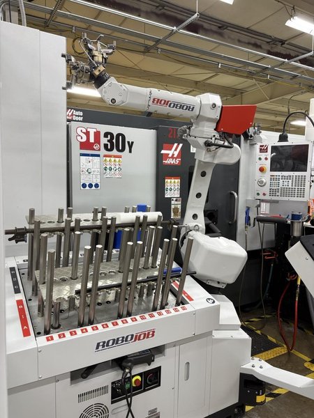 RoboJob Turn-Assist 200i Cobot, 2021 – Dual Gripper System, Laser Safety Scanner