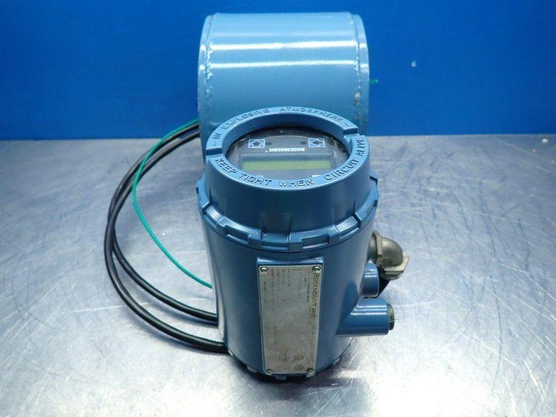 ROSEMOUNT FIELD MOUNT MAGNETIC FLOW METER TRANSMITTER  -  8732EMT2A1M4