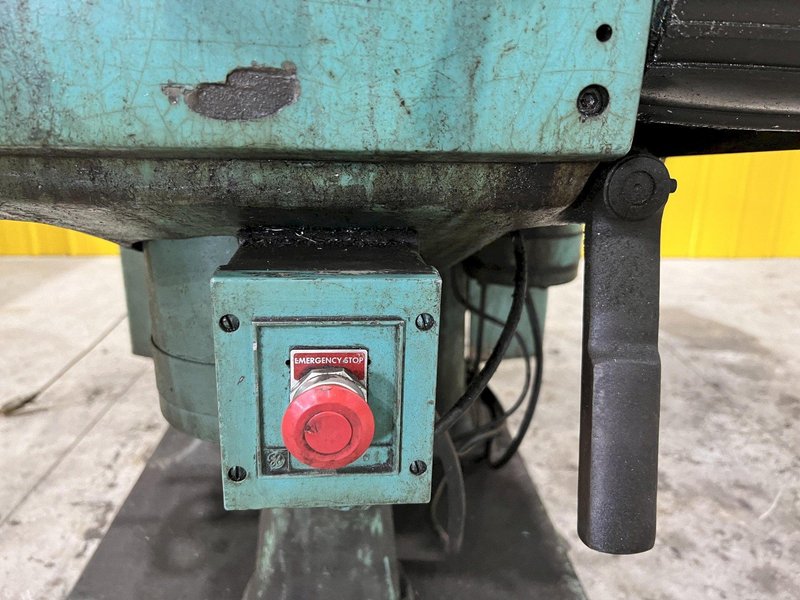 4 HP BRIDGEPORT SERIES 2 VERTIICAL MILL: STOCK #21268