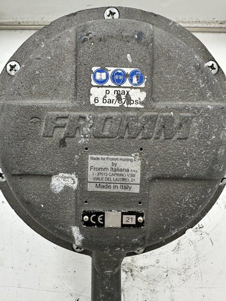 FROMM MODEL #A461 PNEUMATIC STRAPPING TOOL: YOBRO #26178