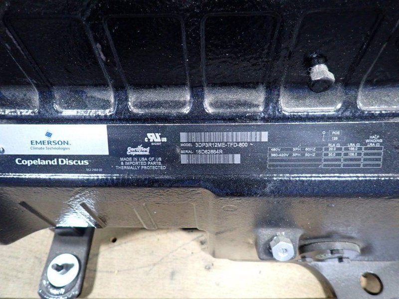 EMERSON REFRIGERATING COMPRESSOR  -  3DP3R12ME-TFD-800