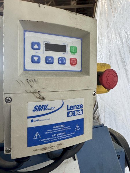 108&quot; LONG X 9&quot; WIDE HENNIG M5 POWERED CHIP CONVEYOR. STOCK # 1000525
