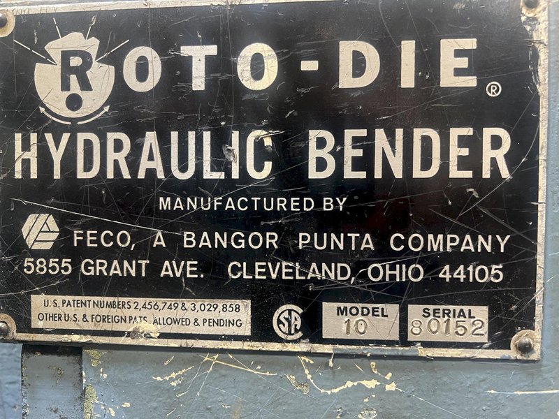 16 GAUGE X 10' ROTO-DIE MODEL 10 HYDRAULIC BRAKE PRESS