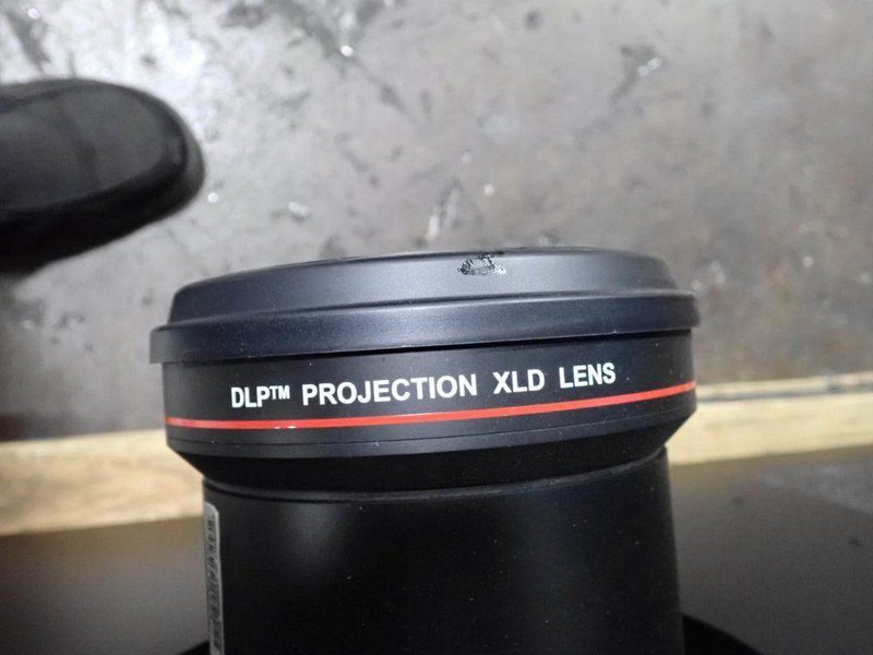 BARCO PROJECTOR  -  GALAXY 4K-23