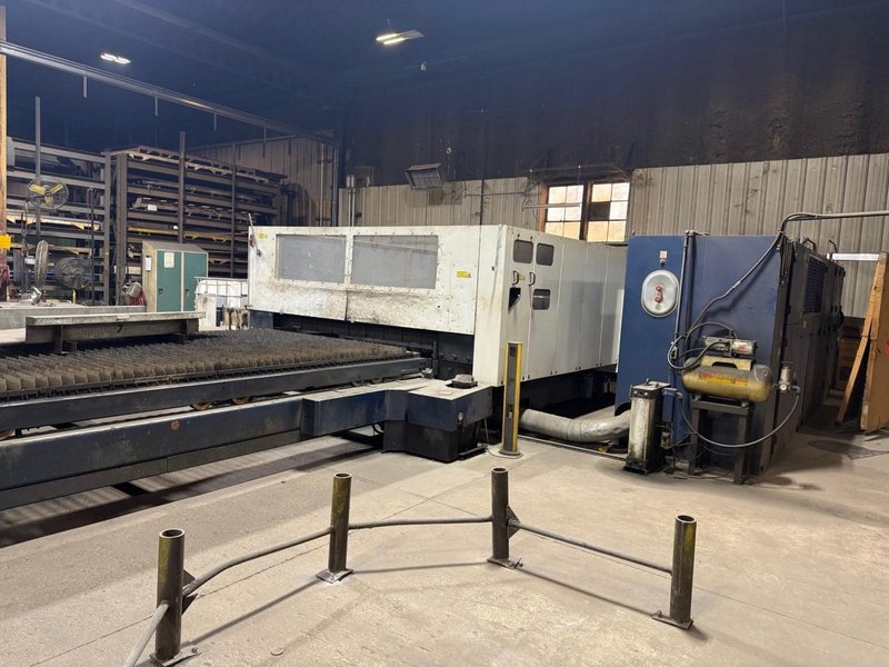 4000 Watt Trumpf TruLaser 3040 CO2 Laser, 2011 – 13′ × 6.5′ Table