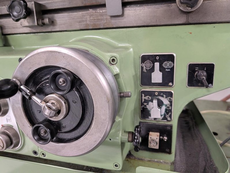 H. Tschudin HTG-400 OD Cylindrical Grinder, 1980 –  CBN Wheel, Coolant Tank