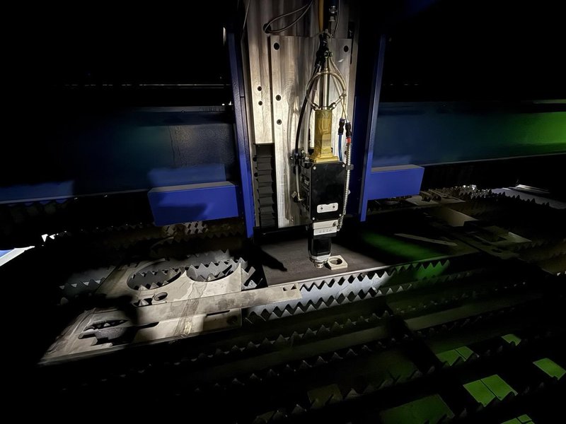20,000 Watt Eagle BAJA-LS MaxPhotonics Fiber Laser Cutting Machine, 2026 -Lightly Used Like New- 5′ x 10′ table, Ready to Ship!