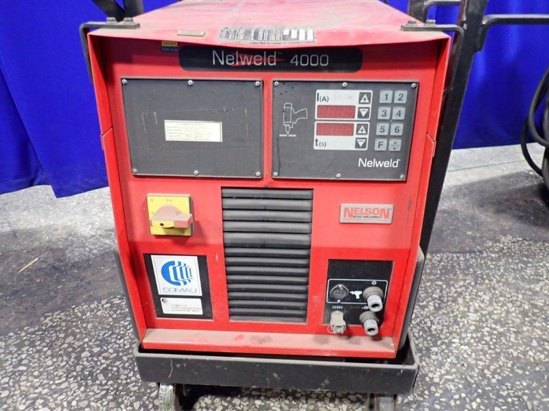 NELSON STUD WELDING 2100 AMPS WELDER  -  NELWELD 4000