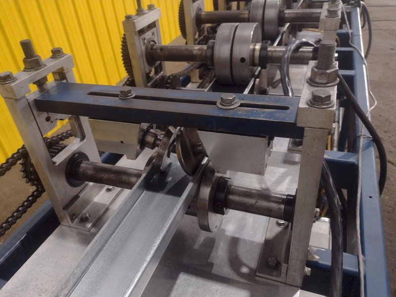 12 STAND X 10&quot; KNUDSON MODEL #KS-2468 STUD &amp; TRACK FRAMING ROLLFORMER, WITH AMS CONTROLS: STOCK #18942