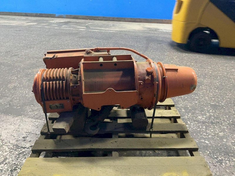 P&amp;H 2000 LBS HOIST  -  LR-1/2
