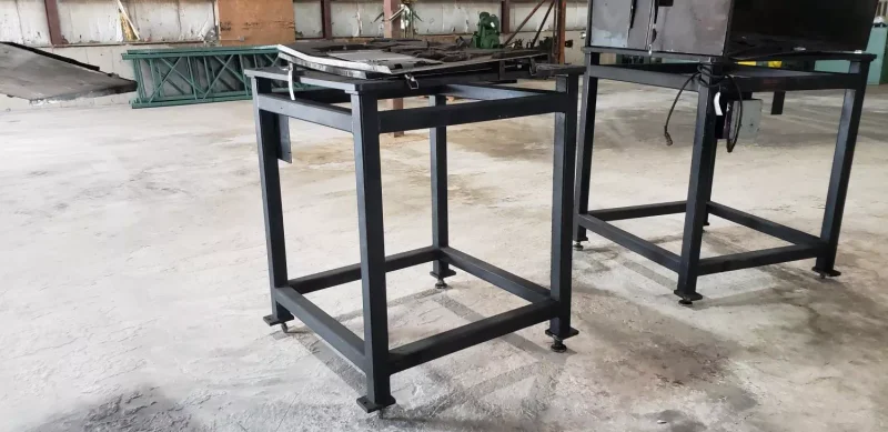 Bowl Stand 44 x 44 x 55