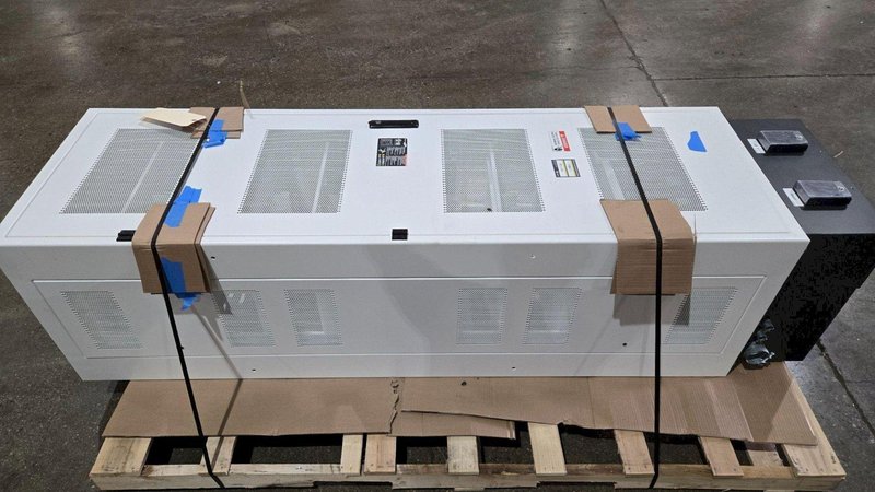 SAMSUNG 136S DATA CENTER UPS USED