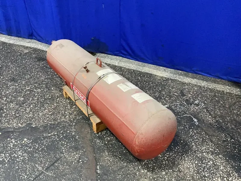 EXTROL 71 GALLONS EXPANSION TANK  -  AX100