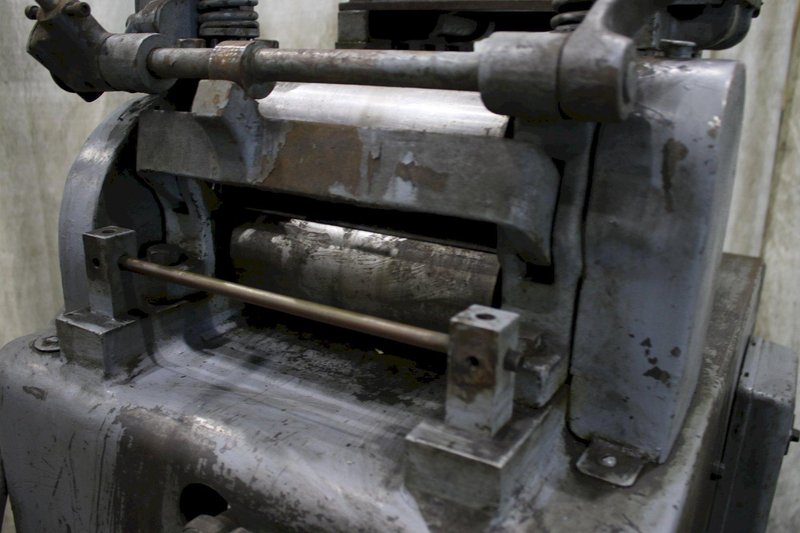 LITTELL STOCK STRAIGHTENER: STOCK #75704