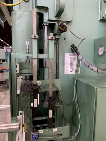 70 TON X 4' BETENBENDER MODEL: 4-70T HYDRAULIC PRESS BRAKE: STOCK #81331