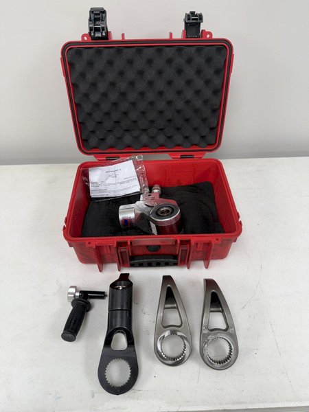 1&quot; HYTORC MODEL #AVANTI AV-3 HYDRAULIC TORQUE WRENCH: YOBRO #24177