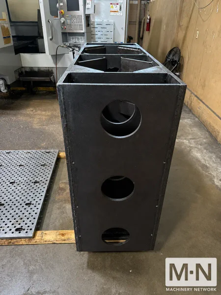 HAAS EC-1600 CNC Horizontal Machining Center, 2006