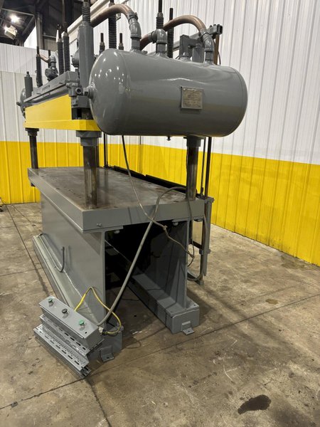 40 TON X 36&quot; X 94&quot; AIRAM 4 POST PNEUMATIC CUTOFF PRESS: STOCK #22485