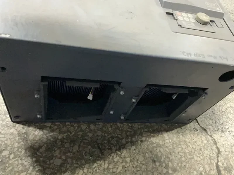 MITSUBISHI ELECTRIC CORPORATION FREQUENCY INVERTER   -  FR-A740-01100