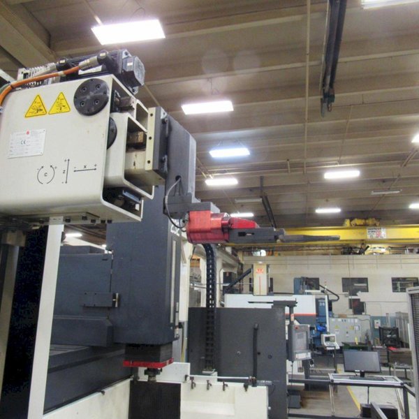 Makino EDNC 207 SINKER EDM
