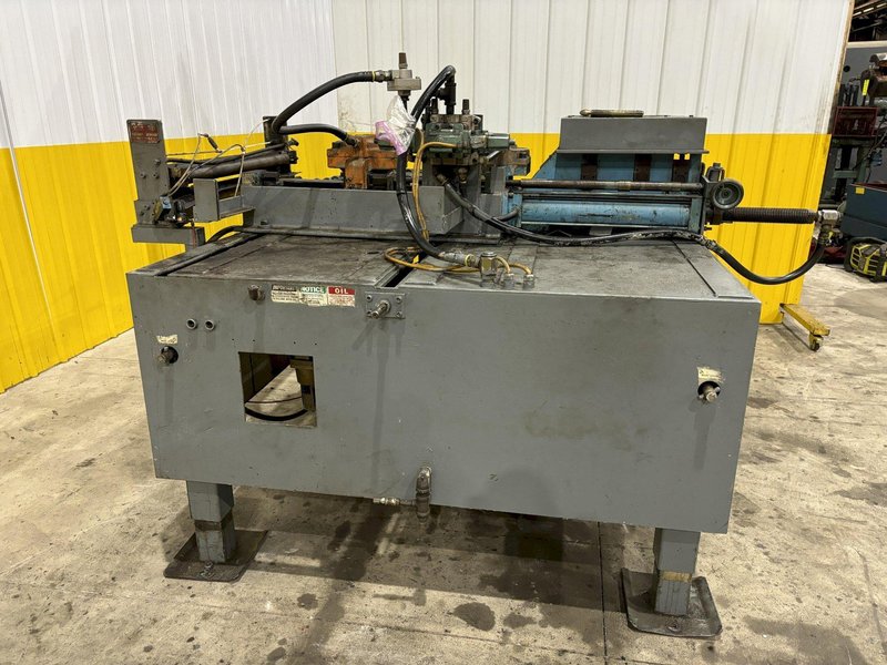 36&quot;W X 24&quot; PRESS EQUIPMENT AIR GRIP FEEDER W/ STRAIGHTENER &amp; ROLL 1998 : STOCK #21953