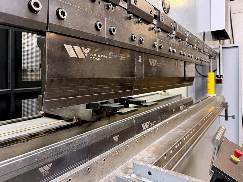 LVD PPED 135/30 150 Ton x 10' Press Brake