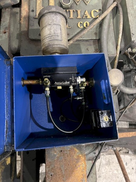 30 HP &amp; 50 TAPER PONTIAC VERTICAL MILLING HEAD: STOCK #13208